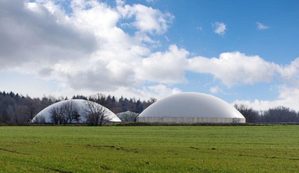 Molasses industrial anaerobic digestion